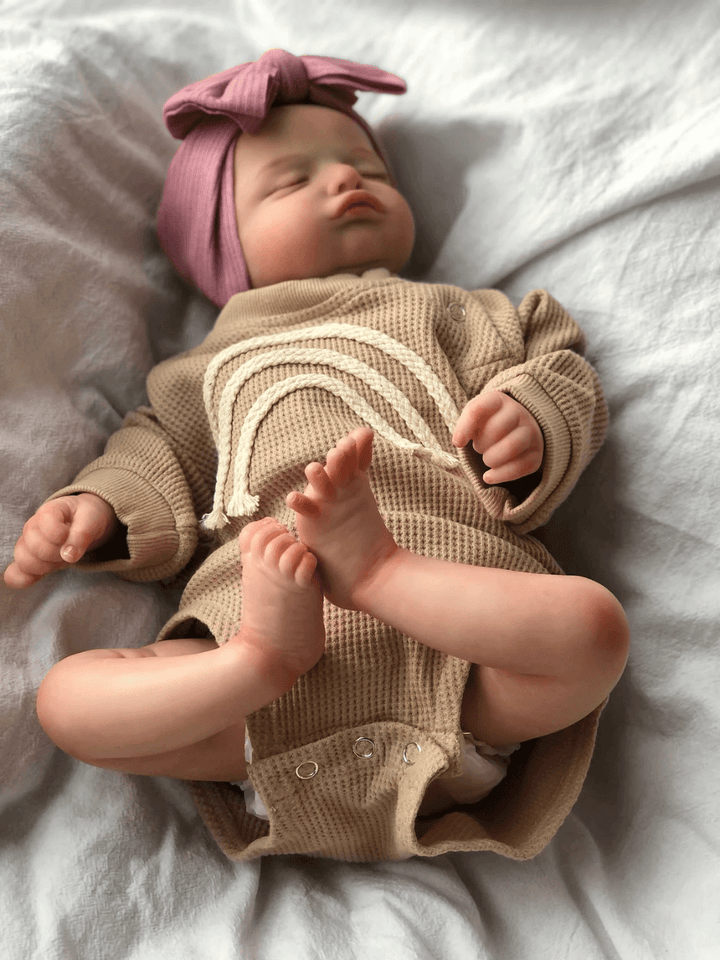 רוזלי, בובת תינוק סיליקון מראה חי (46 ס"מ)